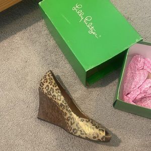 Lilly Pulitzer Resort chic metallic wedge